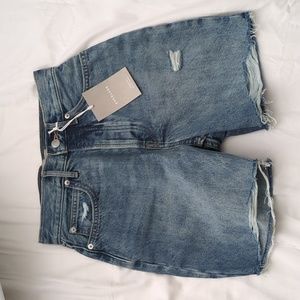 Denim shorts from Everlane. Size 25. Denim indigo